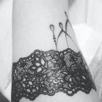 Фото тату подвязка для чулков 20.05.2019 №357 - photo tattoo garter - tattoo-photo.ru