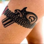 Фото тату подвязка для чулков 20.05.2019 №375 - photo tattoo garter - tattoo-photo.ru