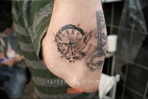 Фото тату часы 20.05.2019 №074 - photo tattoo watch - tattoo-photo.ru