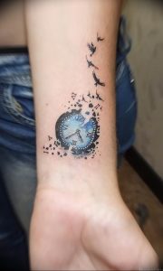 Фото тату часы 20.05.2019 №188 - photo tattoo watch - tattoo-photo.ru