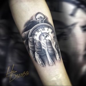 Фото тату часы 20.05.2019 №203 - photo tattoo watch - tattoo-photo.ru