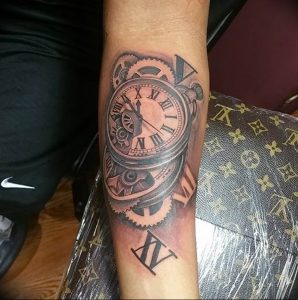 Фото тату часы 20.05.2019 №311 - photo tattoo watch - tattoo-photo.ru