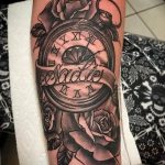 Фото тату часы 20.05.2019 №332 - photo tattoo watch - tattoo-photo.ru