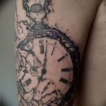Фото тату часы 20.05.2019 №346 - photo tattoo watch - tattoo-photo.ru