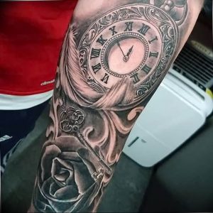 Фото тату часы 20.05.2019 №438 - photo tattoo watch - tattoo-photo.ru