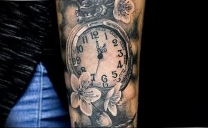 Фото тату часы 20.05.2019 №442 - photo tattoo watch - tattoo-photo.ru