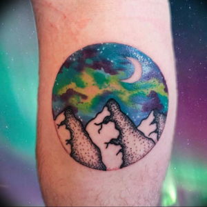 Фото маленькие тату горы 23.07.2019 №045 - little mountain tattoos - tattoo-photo.ru