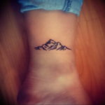 Фото маленькие тату горы 23.07.2019 №066 - little mountain tattoos - tattoo-photo.ru