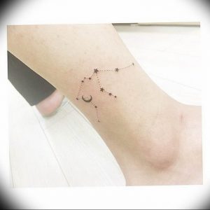 Фото созвездие водолея тату 12.07.2019 №001 - Aquarius constellation tatto - tattoo-photo.ru