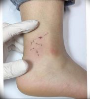 Фото созвездие водолея тату 12.07.2019 №009 — Aquarius constellation tatto — tattoo-photo.ru