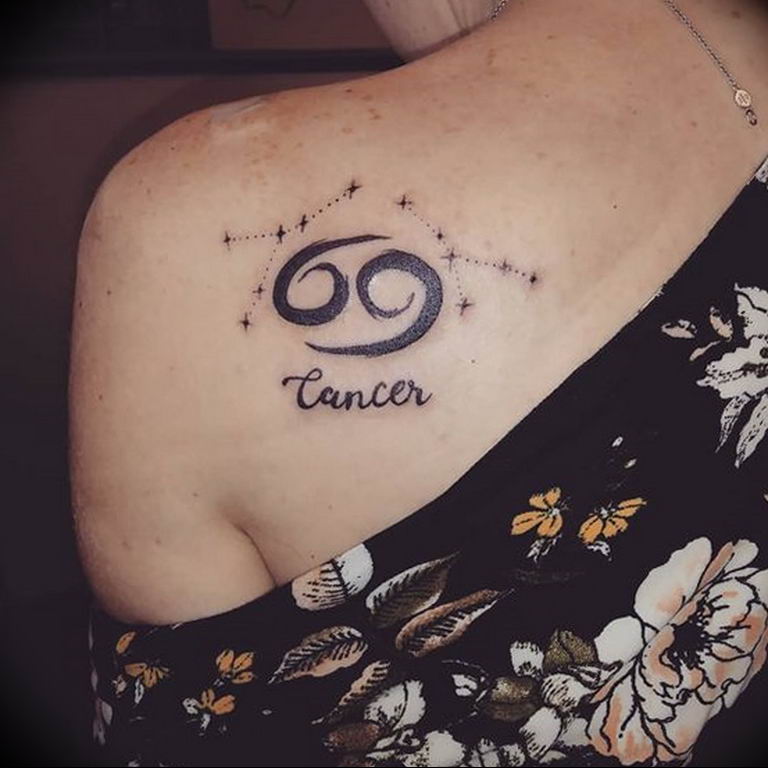 Татуировки для девушек на ключице эскизы знак зодиака
