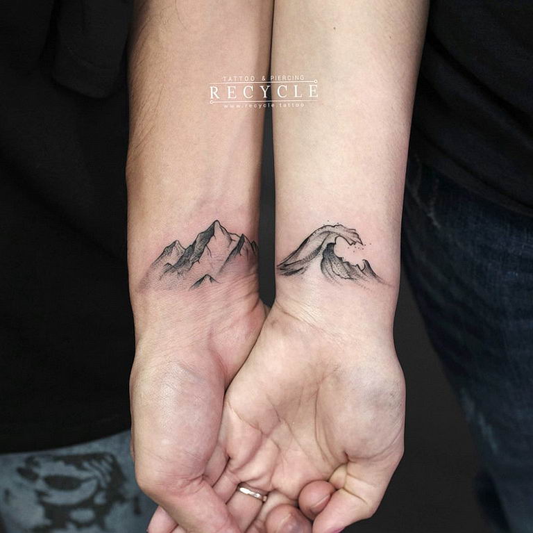 Фото тату. на запястье 23.07.2019 № 006 - mountain tattoo on wrist - tattoo-photo...