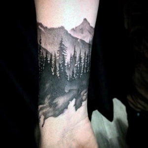 Фото тату горы на запястье 23.07.2019 №009 - mountain tattoo on wrist - tattoo-photo.ru