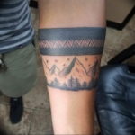 Фото тату горы на руке 23.07.2019 №039 - mountain tattoo on hand - tattoo-photo.ru