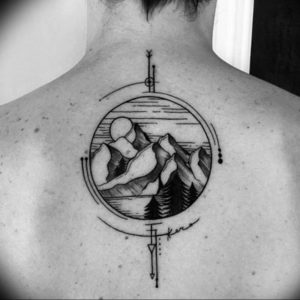 Фото тату горы на спине 23.07.2019 №027 - mountain tattoo on the back - tattoo-photo.ru