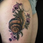 Фото тату улитка 28.07.2019 №056 - snail tattoo - tattoo-photo.ru