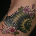 Фото тату улитка 28.07.2019 №086 - snail tattoo - tattoo-photo.ru