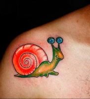 Фото тату улитка 28.07.2019 №099 — snail tattoo — tattoo-photo.ru