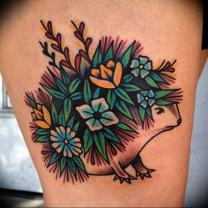 Photo тату ежик с одуванчиком 31.07.2019 №007 - hedgehog tattoo with dan - tattoo-photo.ru