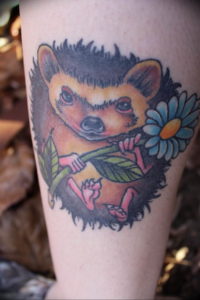 Photo тату ежик с одуванчиком 31.07.2019 №008 - hedgehog tattoo with dan - tattoo-photo.ru