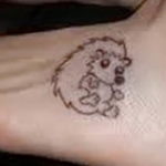 Фото вариант тату ежик 31.07.2019 №054 - tattoo hedgehog - tattoo-photo.ru