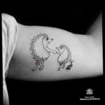 Фото вариант тату ежик 31.07.2019 №055 - tattoo hedgehog - tattoo-photo.ru