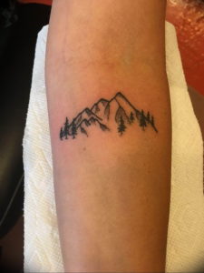 Фото маленькие тату горы 23.07.2019 №002 - little mountain tattoos - tattoo-photo.ru