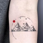 Фото маленькие тату горы 23.07.2019 №019 - little mountain tattoos - tattoo-photo.ru