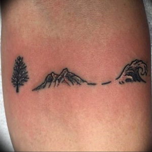 Фото маленькие тату горы 23.07.2019 №037 - little mountain tattoos - tattoo-photo.ru