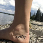 Фото мини тату горы 23.07.2019 №019 - mini mountain tattoo - tattoo-photo.ru