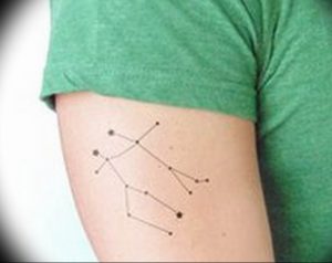 Фото созвездие близнецы тату 12.07.2019 №008 - constellation twins tattoo - tattoo-photo.ru