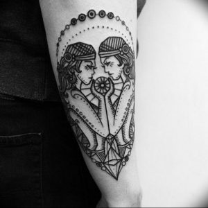 Фото созвездие близнецы тату 12.07.2019 №011 - constellation twins tattoo - tattoo-photo.ru