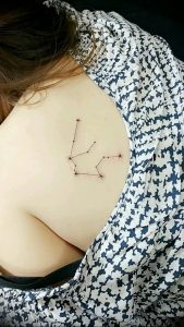Фото созвездие водолея тату 12.07.2019 №025 - Aquarius constellation tatto - tattoo-photo.ru