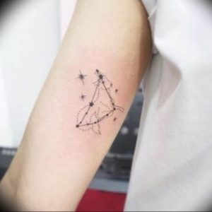 Фото созвездие козерога тату 12.07.2019 №026 - Capricornus Tattoo - tattoo-photo.ru