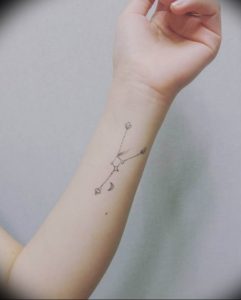 Фото созвездие рака тату 12.07.2019 №001 - constellation cancer tattoo - tattoo-photo.ru