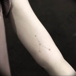 Фото созвездие рака тату 12.07.2019 №010 - constellation cancer tattoo - tattoo-photo.ru