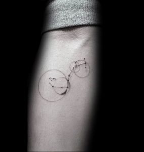 Фото созвездие скорпиона тату 12.07.2019 №008 - constellation scorpion ta - tattoo-photo.ru