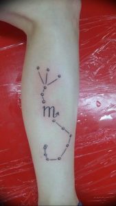 Фото созвездие скорпиона тату 12.07.2019 №011 - constellation scorpion ta - tattoo-photo.ru
