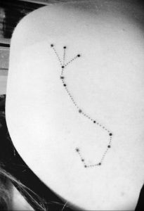 Фото созвездие скорпиона тату 12.07.2019 №021 - constellation scorpion ta - tattoo-photo.ru