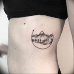 Фото тату горы в круге 23.07.2019 №026 - mountain tattoo in a circle - tattoo-photo.ru