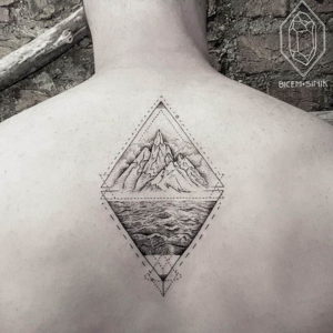 Фото тату горы в треугольнике 23.07.2019 №015 - mountain triangle tattoo - tattoo-photo.ru