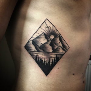 Фото тату горы в треугольнике 23.07.2019 №018 - mountain triangle tattoo - tattoo-photo.ru