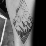 Фото тату горы геометрия 23.07.2019 №003 - mountain tattoo geometry - tattoo-photo.ru