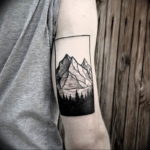 Фото тату горы геометрия 23.07.2019 №014 - mountain tattoo geometry - tattoo-photo.ru
