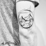 Фото тату горы геометрия 23.07.2019 №016 - mountain tattoo geometry - tattoo-photo.ru