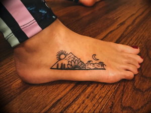 Фото тату горы на ноге 23.07.2019 №010 - mountain tattoo on foot - tattoo-photo.ru
