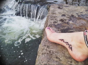 Фото тату горы на ноге 23.07.2019 №020 - mountain tattoo on foot - tattoo-photo.ru