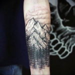 Фото тату горы на предплечье 23.07.2019 №004 - forearm mountain tattoo - tattoo-photo.ru