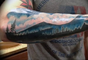 Фото тату горы на предплечье 23.07.2019 №012 - forearm mountain tattoo - tattoo-photo.ru