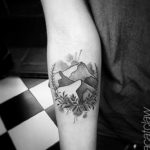 Фото тату горы на предплечье 23.07.2019 №015 - forearm mountain tattoo - tattoo-photo.ru